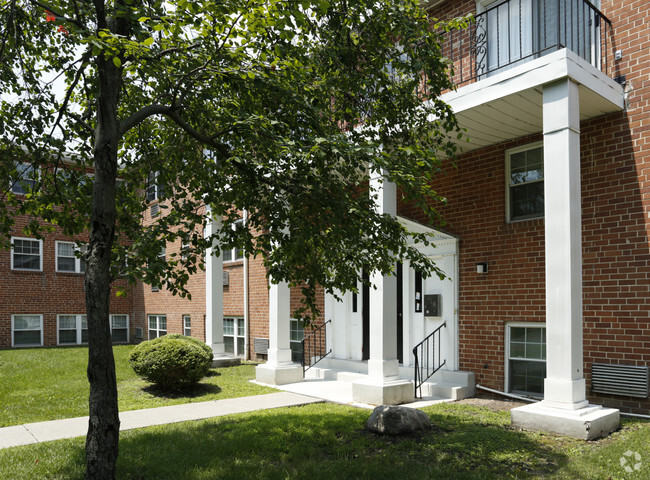 Building Exterior - The Residences at Whitehall