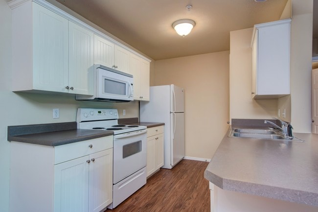 Sherwood Village Apartments Springfield Mo Apartments Com