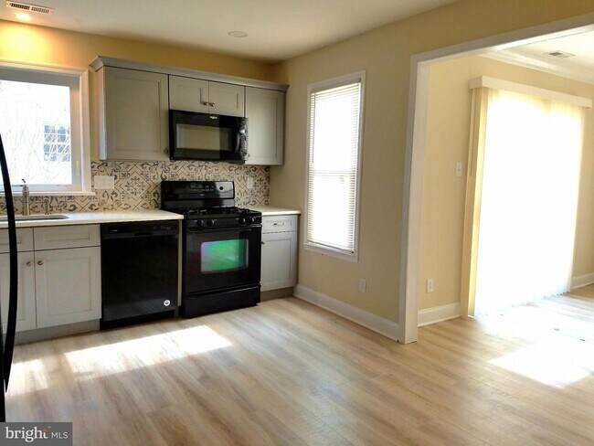 Building Photo - 162 Peregrine Dr