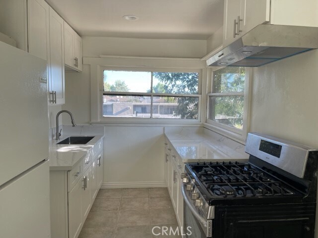Building Photo - 1255 Del Rey Ave