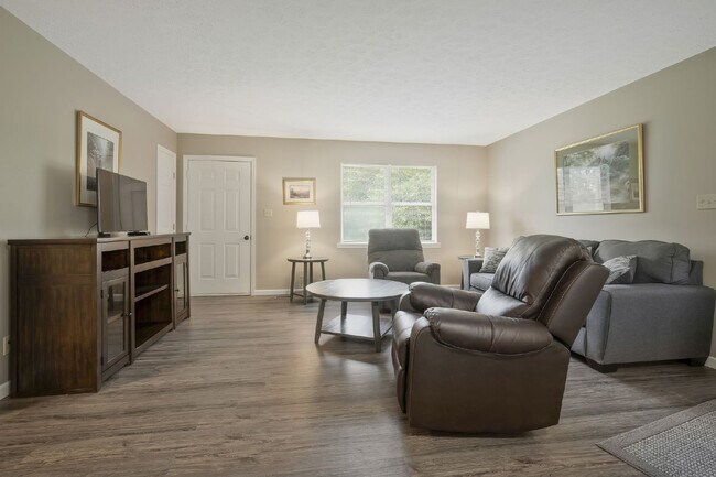 Foto del edificio - 2 Bed 2 Bath Corporate / Seasonal / Mid-term Lease Available