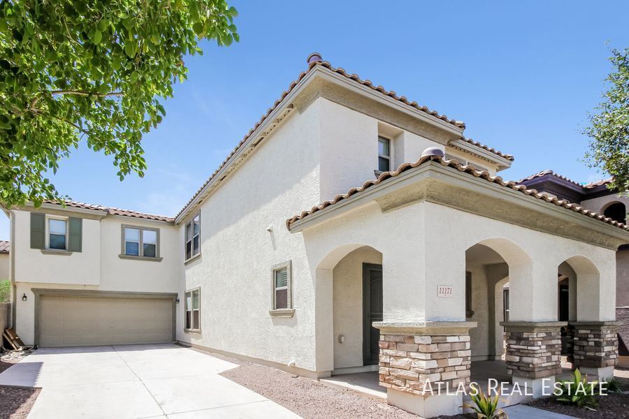 Foto principal - 11171 W Garfield St