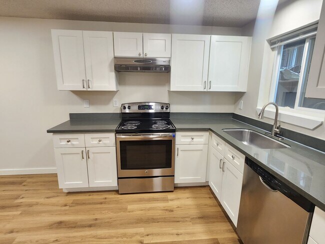 Foto del edificio - Spacious and Modern 1 Bedroom Located near...