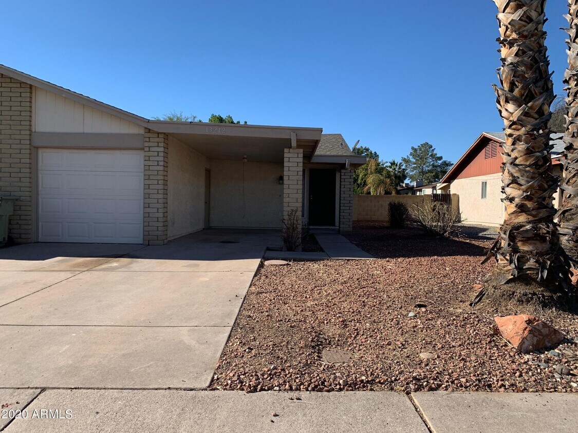 Primary Photo - 13212 N 51st Ln