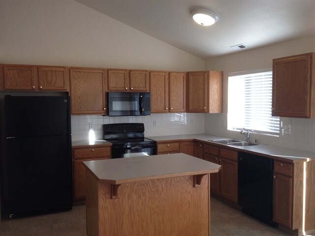 Foto del edificio - 1030 200th St Ct E