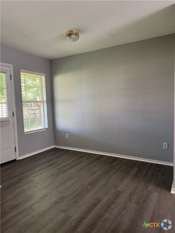 Building Photo - 4501 Deek Dr