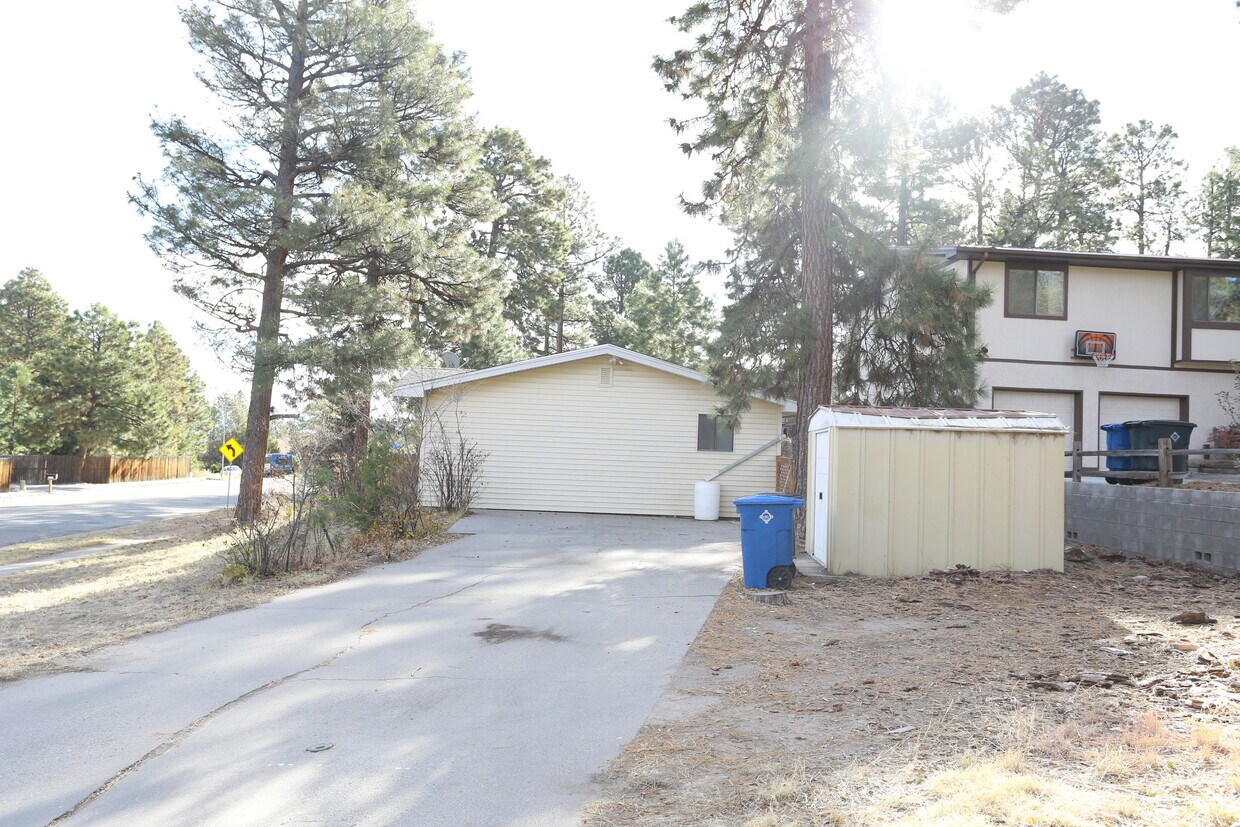 1059 Big Rock Loop, Los Alamos, NM 87544 House Rental in Los Alamos