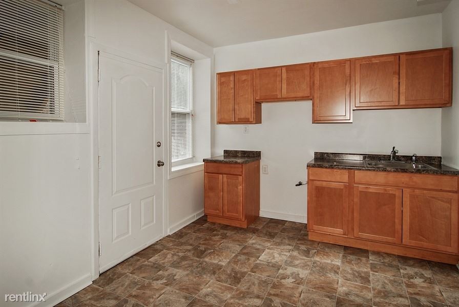 Primary Photo - 1 br, 1 bath Apartment - 1249 S Fairfield Ave