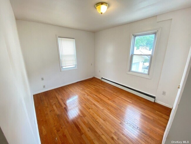 Foto del edificio - 133-10 133rd Ave