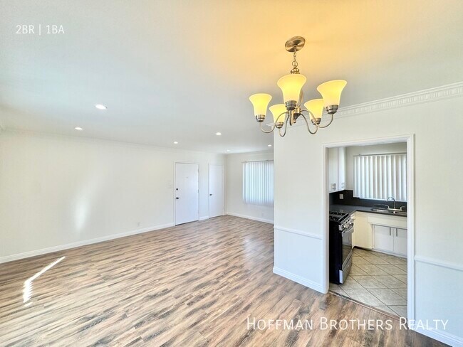 Foto del edificio - 1060 S Stanley Ave Los Angeles, CA 90019