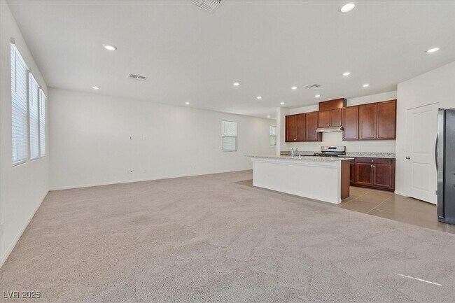 Building Photo - 7016 Bard Ave