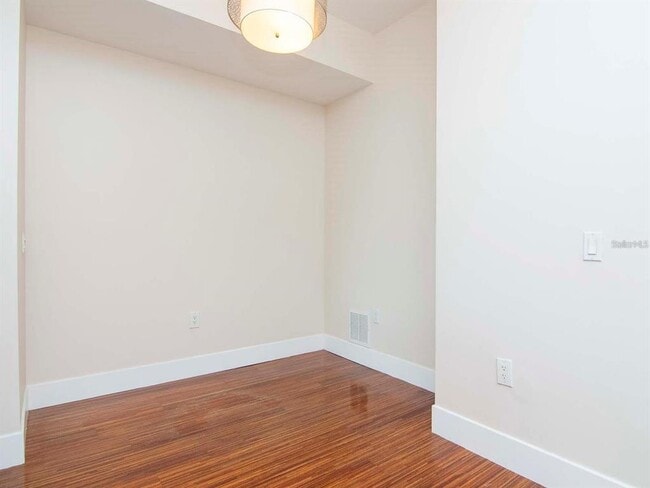 Building Photo - 111 N 12th St