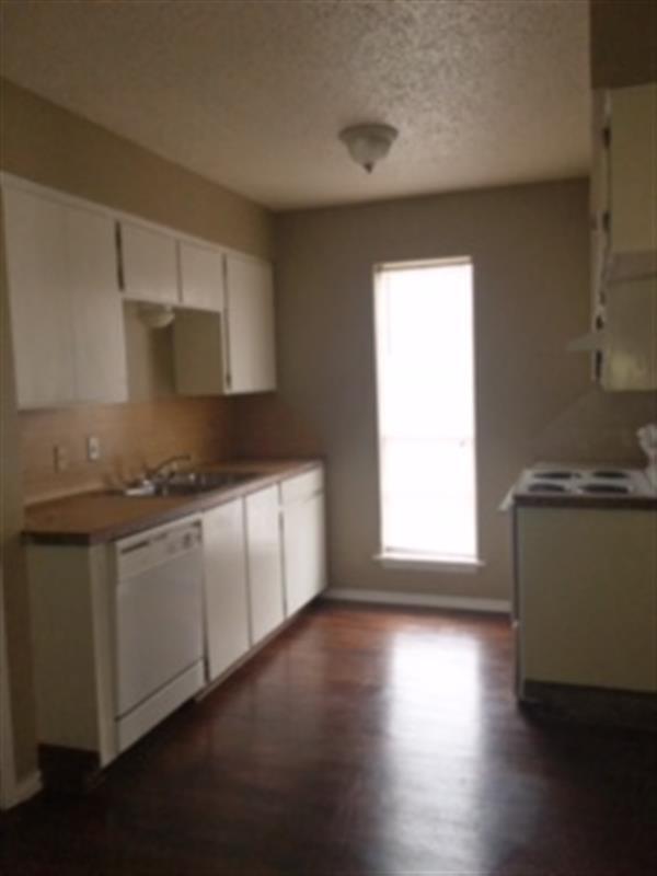 Building Photo - 316 B Nikki Drive - 2 bed/1 bath