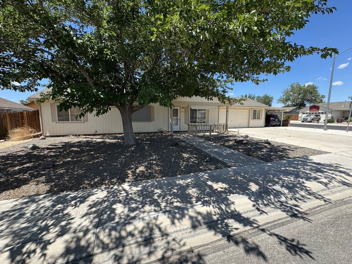 Foto principal - Charming 3 Bedroom Home