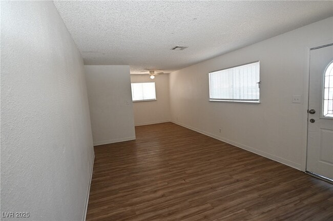 Building Photo - 2301 Stewart Ave