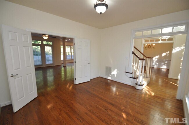 Foto del edificio - 113 E Camden Forest Dr