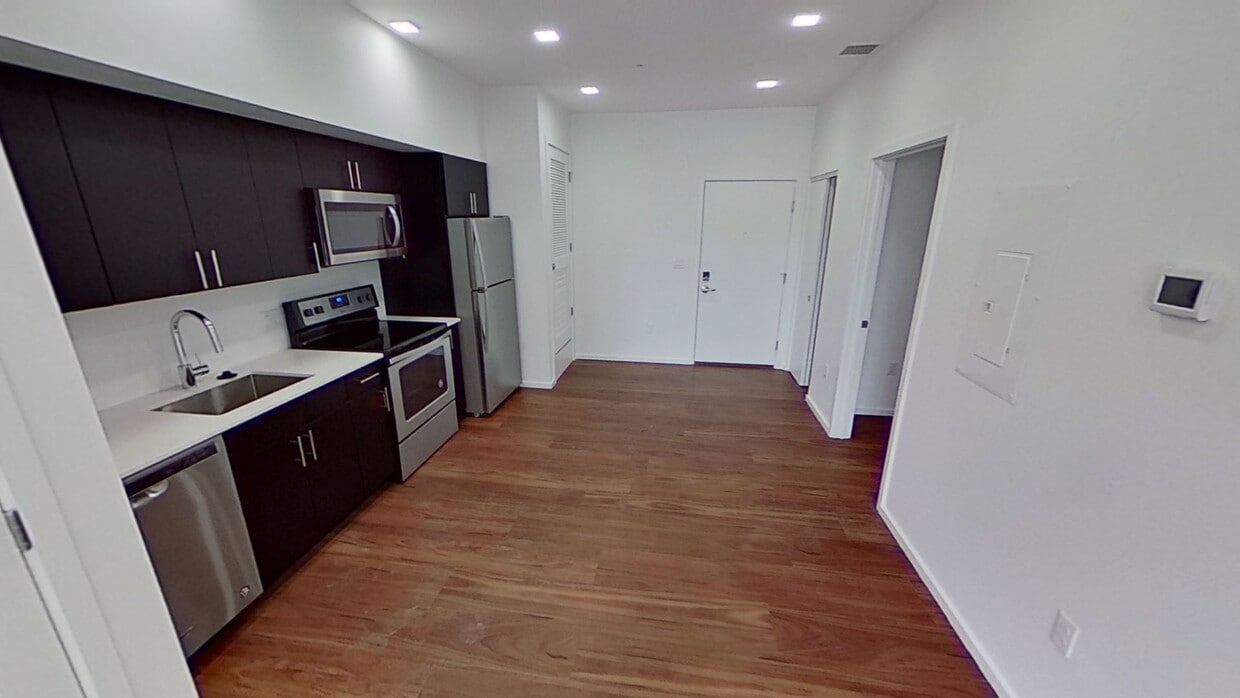 Photo - 9 E. Mount Royal Apartments