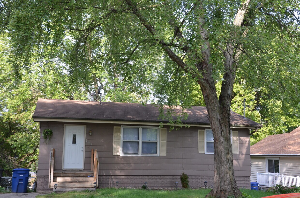 Foto principal - 5812 SW 3rd St