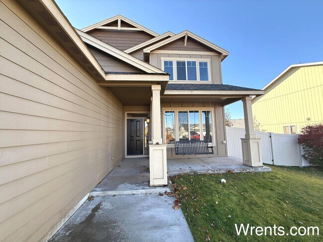 Foto del edificio - NEW Listing!! Beautiful home in Airway Heights 4 bed 2.5 bath