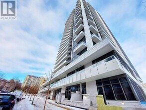 Building Photo - 75 Canterbury Pl