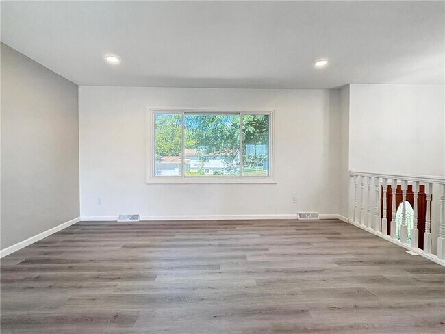 Foto del edificio - 11225 Hampshire Ct W