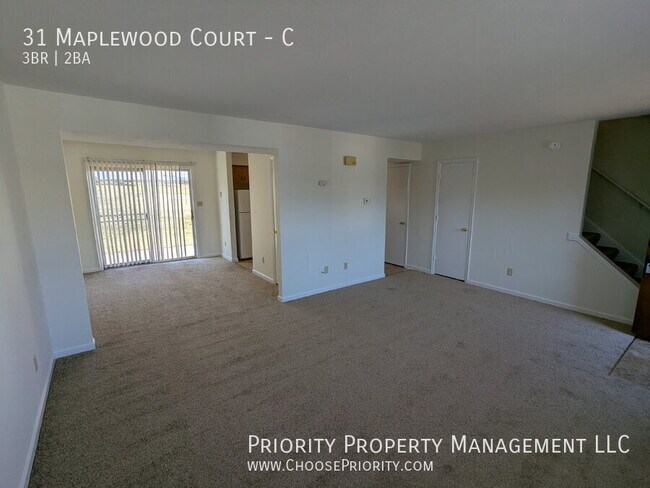 Foto del edificio - 31 Maplewood Ct