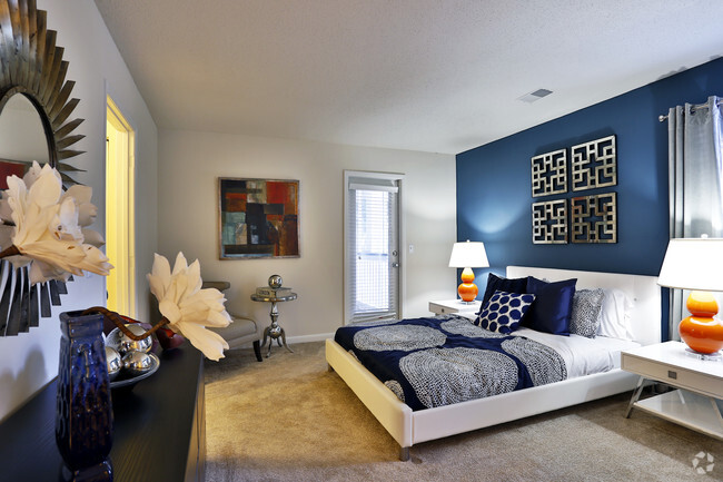 Bedroom - The Watch on Shem Creek