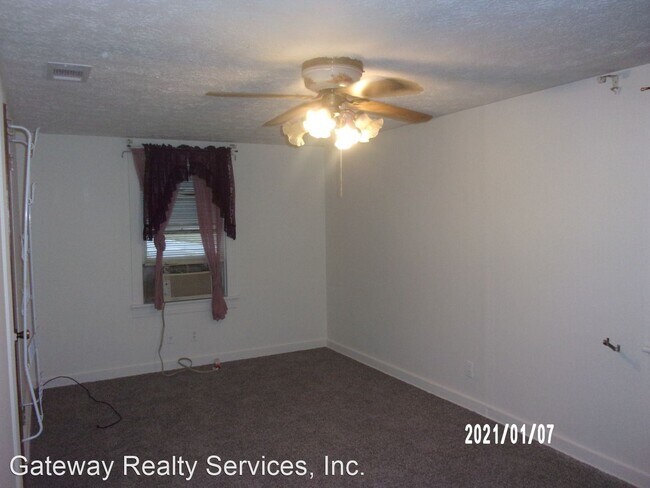Building Photo - 2 br, 1 bath House - 1022 Marion St