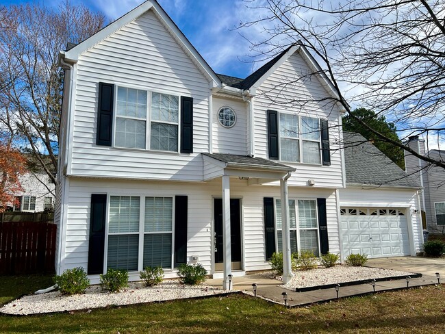 Building Photo - Spacious 4 Bed | 2.5 Bath Home in Apex wit...
