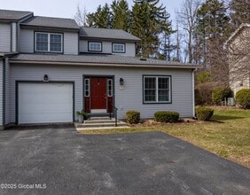 Building Photo - 91 Vista Dr