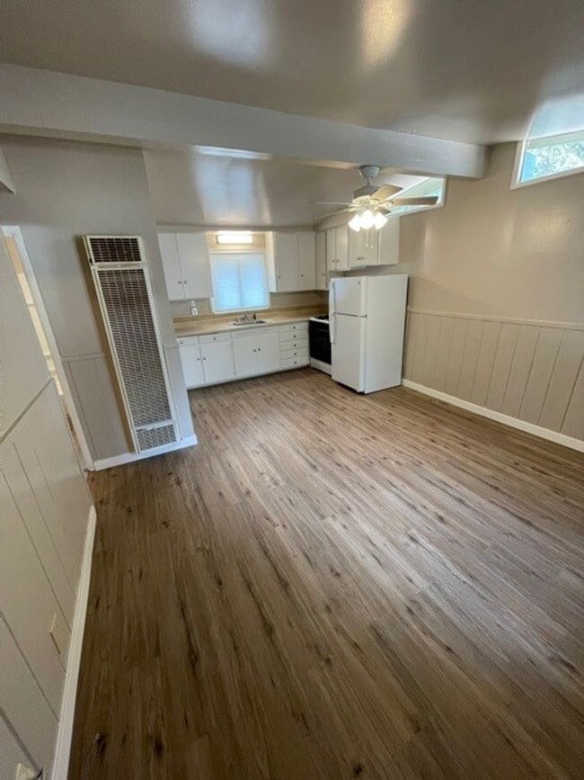 Building Photo - 905 Lapham Dr