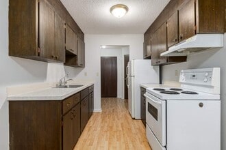 Building Photo - Reed Manor