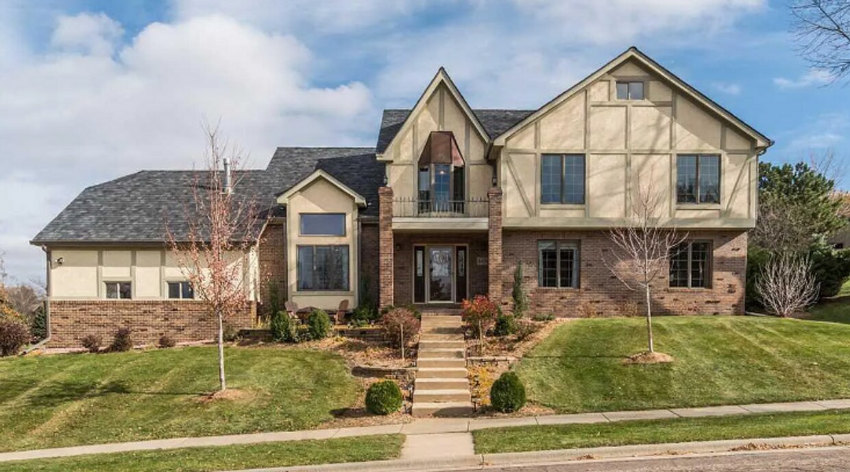 Foto principal - 4404 S Yellowstone Ln