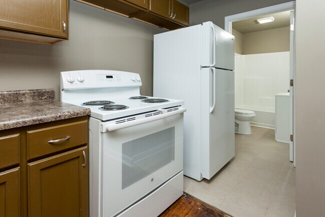 Foto del edificio - Cozy 3 Bedroom 1 Bathroom- Located near bl...