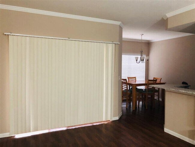 Foto del edificio - 6000 Shepherd Mountain Cove