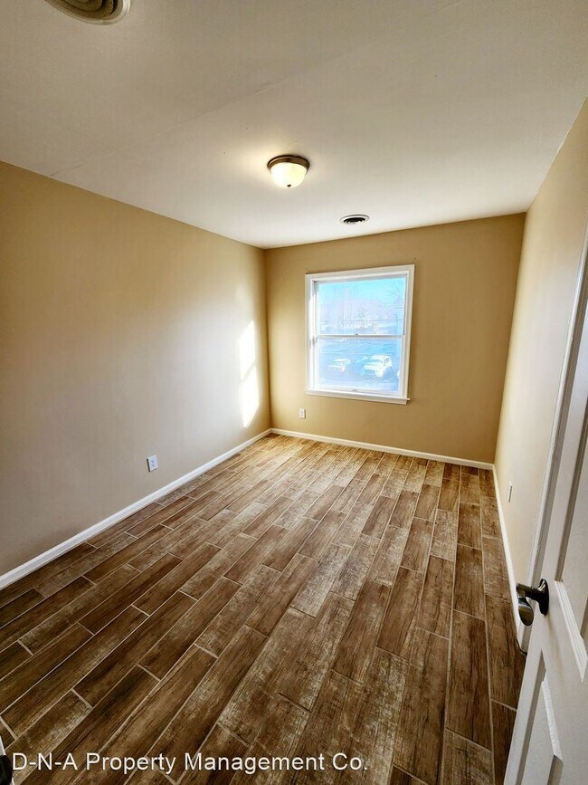 Foto del edificio - 3 br, 1 bath House - 246 N. Courtland St #1