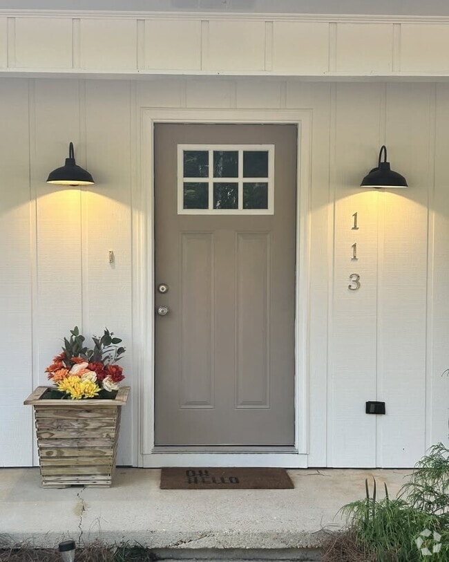 Front door - 113 Penny Ln