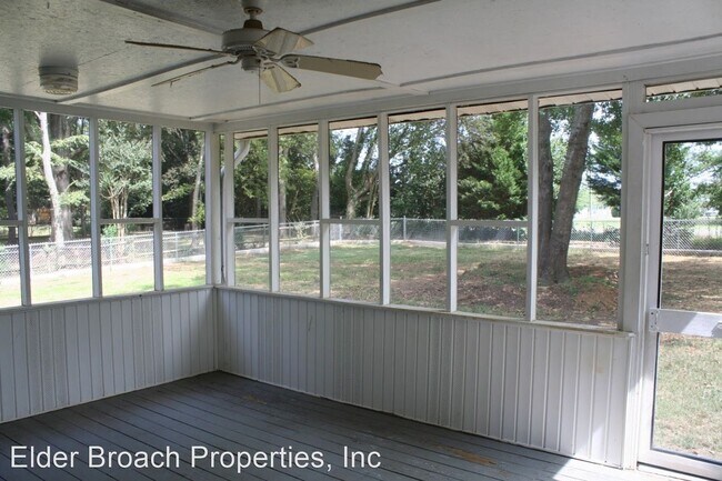 Building Photo - 3 br, 2 bath House - 6807 Summerlin Place