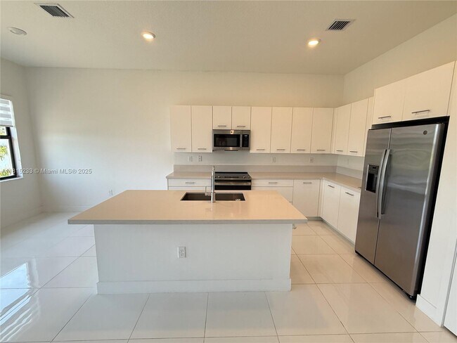 Foto del edificio - 17494 SW 41st St