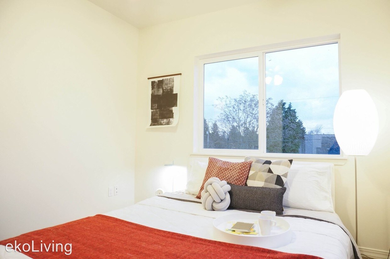 Foto principal - 6006 SE 53rd Ave