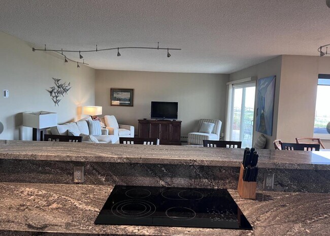 Foto del edificio - 880 W Cliff Dr