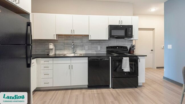 Building Photo - 645 N Front St