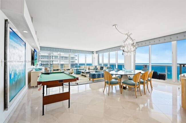 Foto del edificio - 9595 Collins Ave
