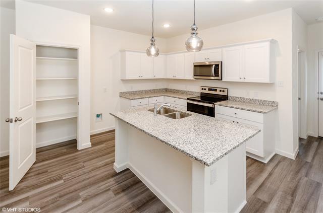 Building Photo - 416 Madison Way