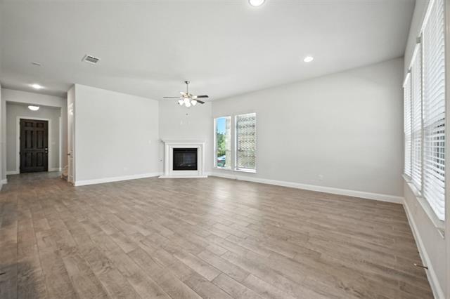 Foto del edificio - 4040 Crowe Ln