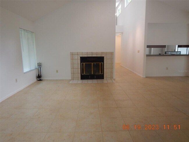 Building Photo - 1658 NW 22nd Cir