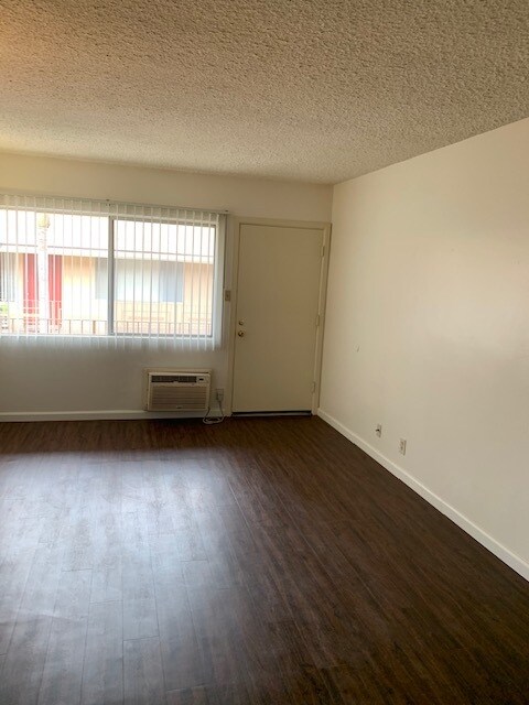 Foto del edificio - 8823 Ocean View Ave