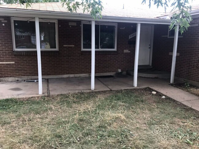 Foto del edificio - House for August Prelease with Easy Access to CU