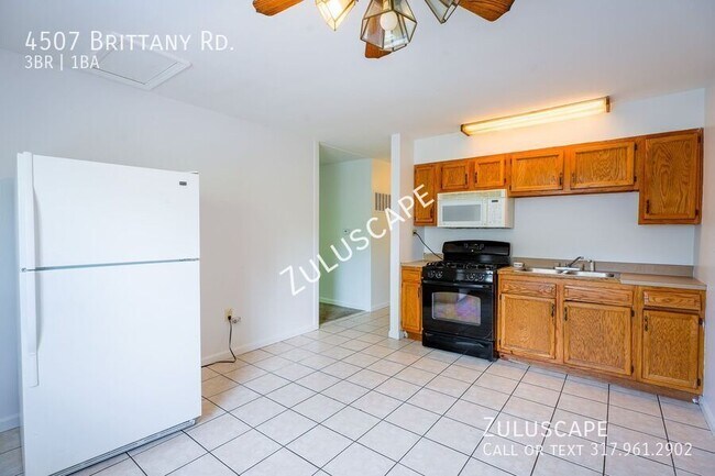 Foto del edificio - 4507 Brittany Rd