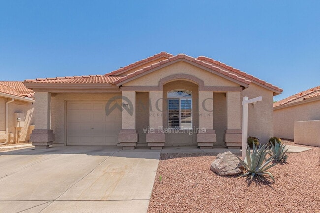 Photo - 1797 E Lindrick Dr House